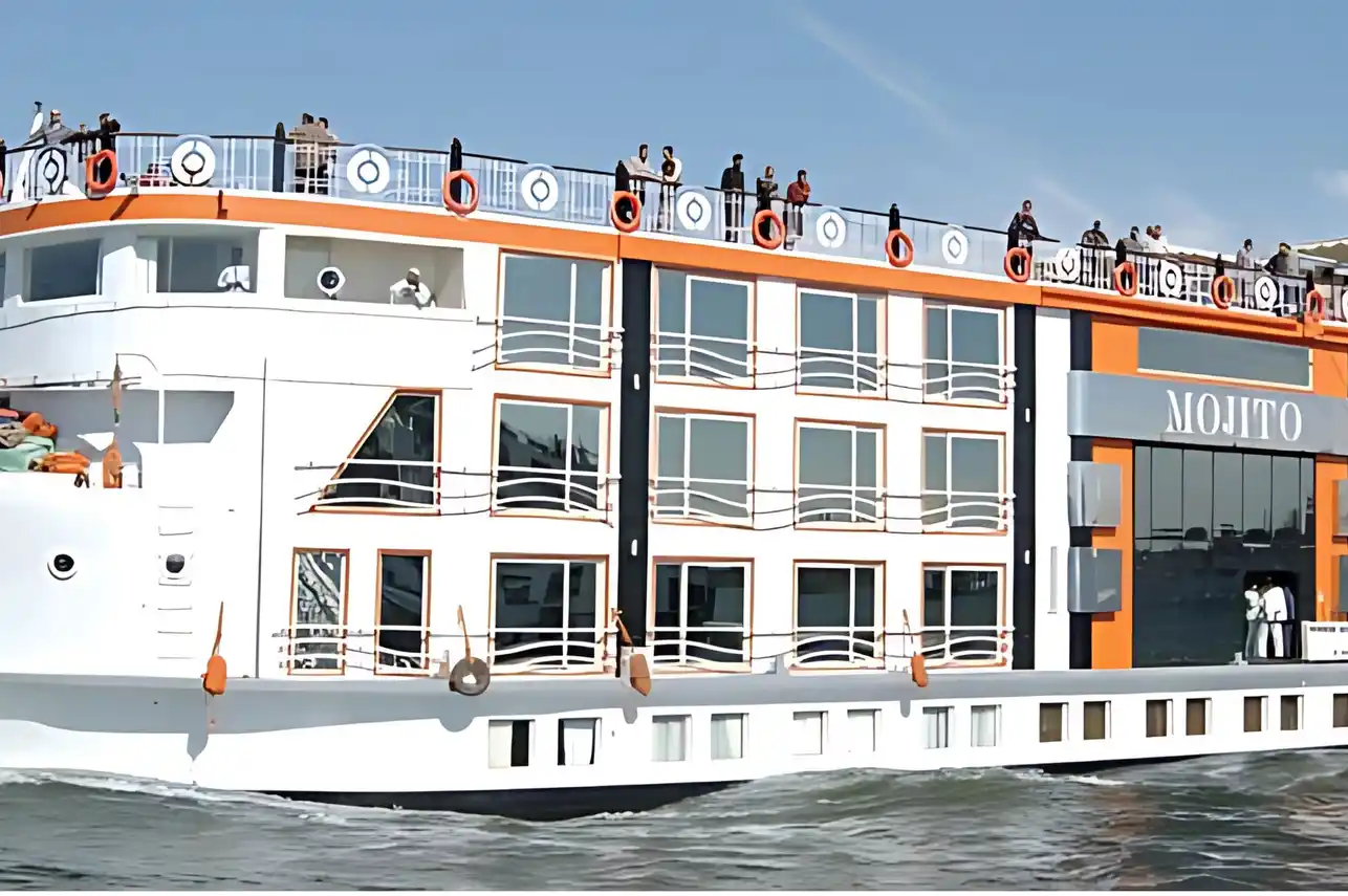 Exterior view of the MS Mojito Nile Cruise Nile cruise ship